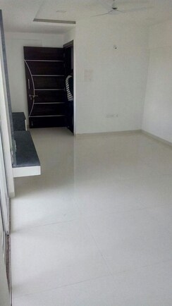 2 BHK + Servant Room Apartment For Rent in Rachana Beverly Hills