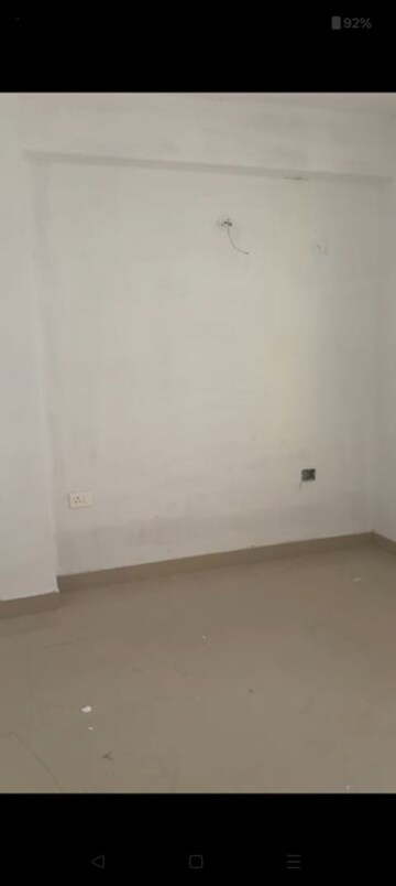 Room in 3 BHK Apartment at Landmark The Homes 81, Sector 81 – for Rent