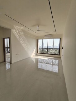 3 BHK + Extra Room Apartment For Rent in Piramal Mahalaxmi Central Tower 2