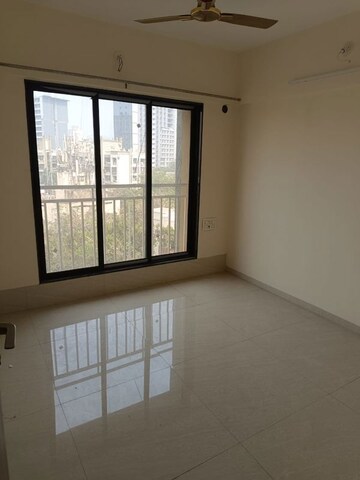 2 BHK Apartment For Rent in Oxford Navrang Crystal, Goregaon West