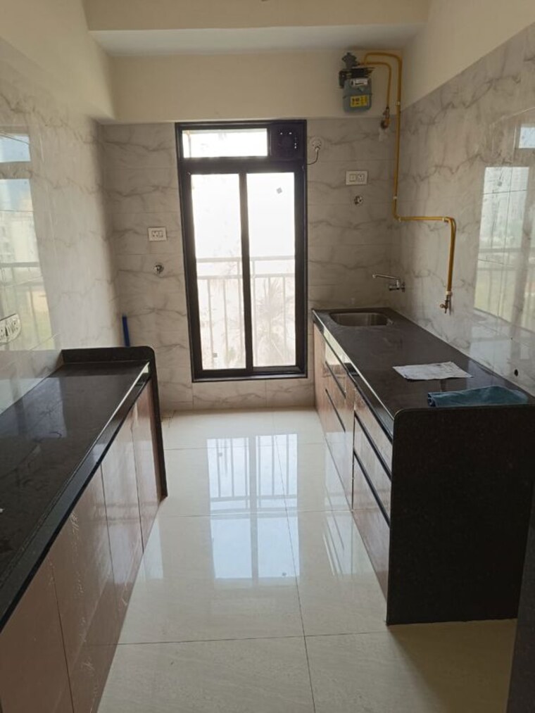 Kitchen, oxford-navrang-crystal 2 Bedroom 700 Sq.Ft. Apartment In Goregaon West Mumbai 10011287
