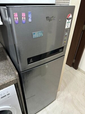 Furnished Amenities in 2 BHK Apartment at JP Unity Tower, Lower Parel – for Rent