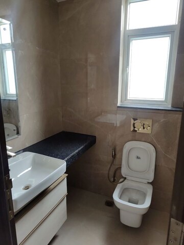 Bathroom in 3.5 BHK Apartment at Smart World Orchard, Sector 61 – for Sale