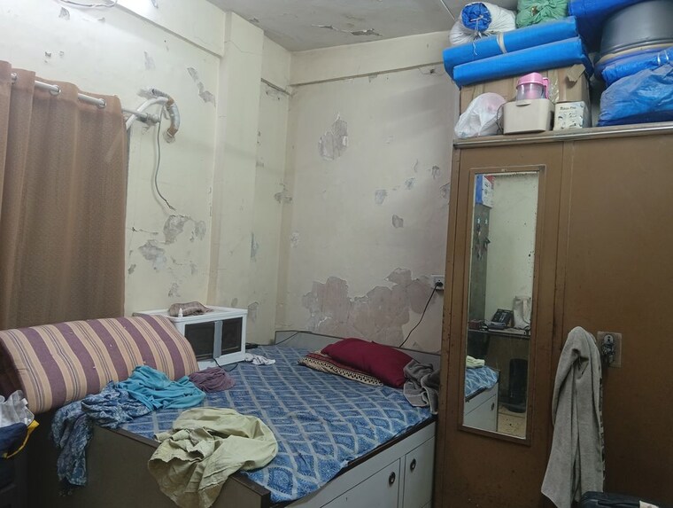 Bedroom, sundar-nagar-chs 1 Bedroom 450 Sq.Ft. Apartment In Malad West Mumbai 10011322