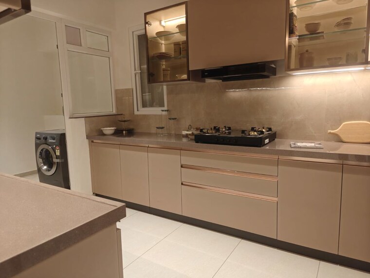 Kitchen, godrej-elaris 4 Bedroom 1904 Sq.Ft. Apartment In Magarpatta City Pune 10011310