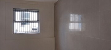 Room in 3 BHK Apartment at Kadirenahalli – for Rent