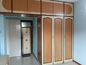 Building Lobby in 2 BHK Apartment at Shri Ganesh Aangan CHS, Kandivali East – for Rent