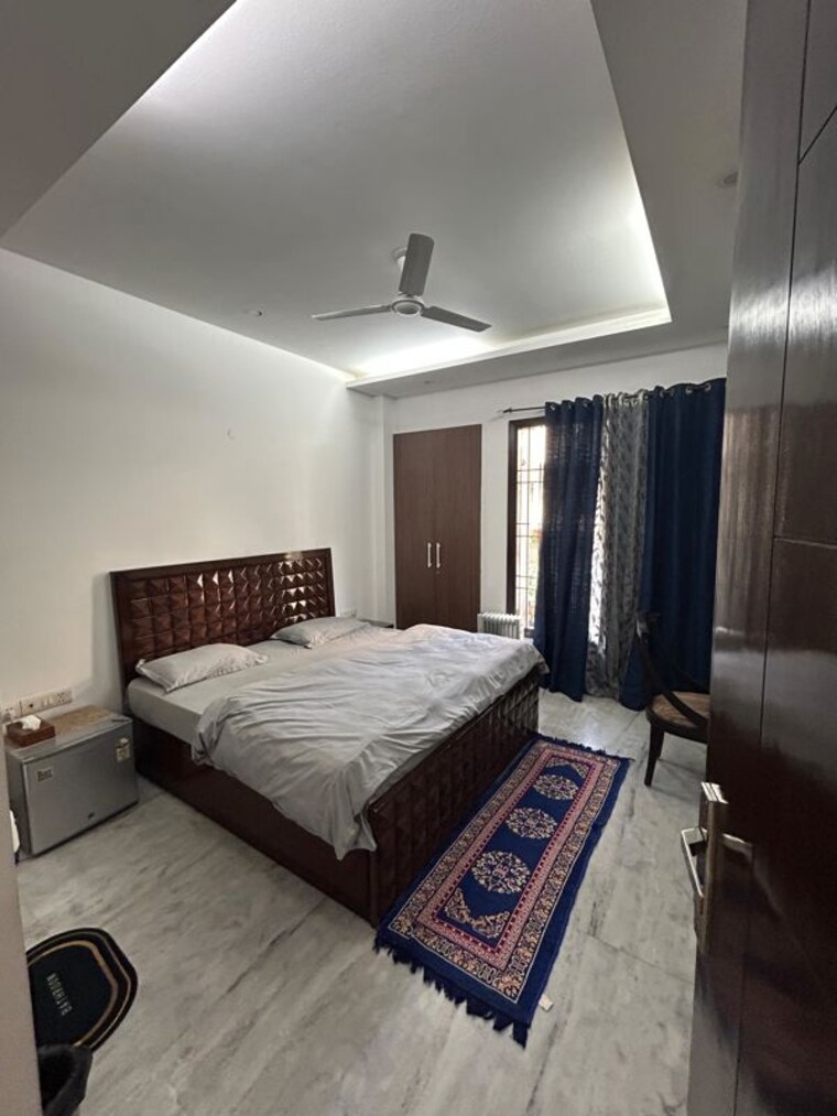 Bedroom, dlf city phase 3 3 Bedroom 270 Sq.Yd. Builder Floor In Dlf City Phase 3 Gurgaon 10011345