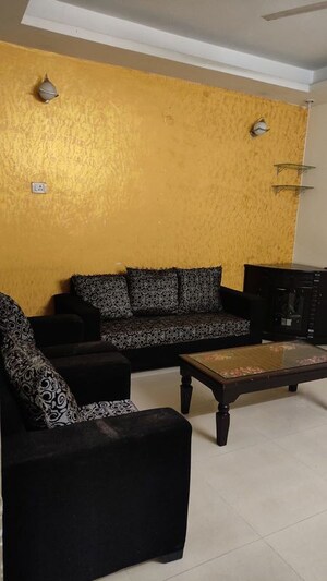 Living Room in 2 BHK Builder Floor at Saket – for Rent