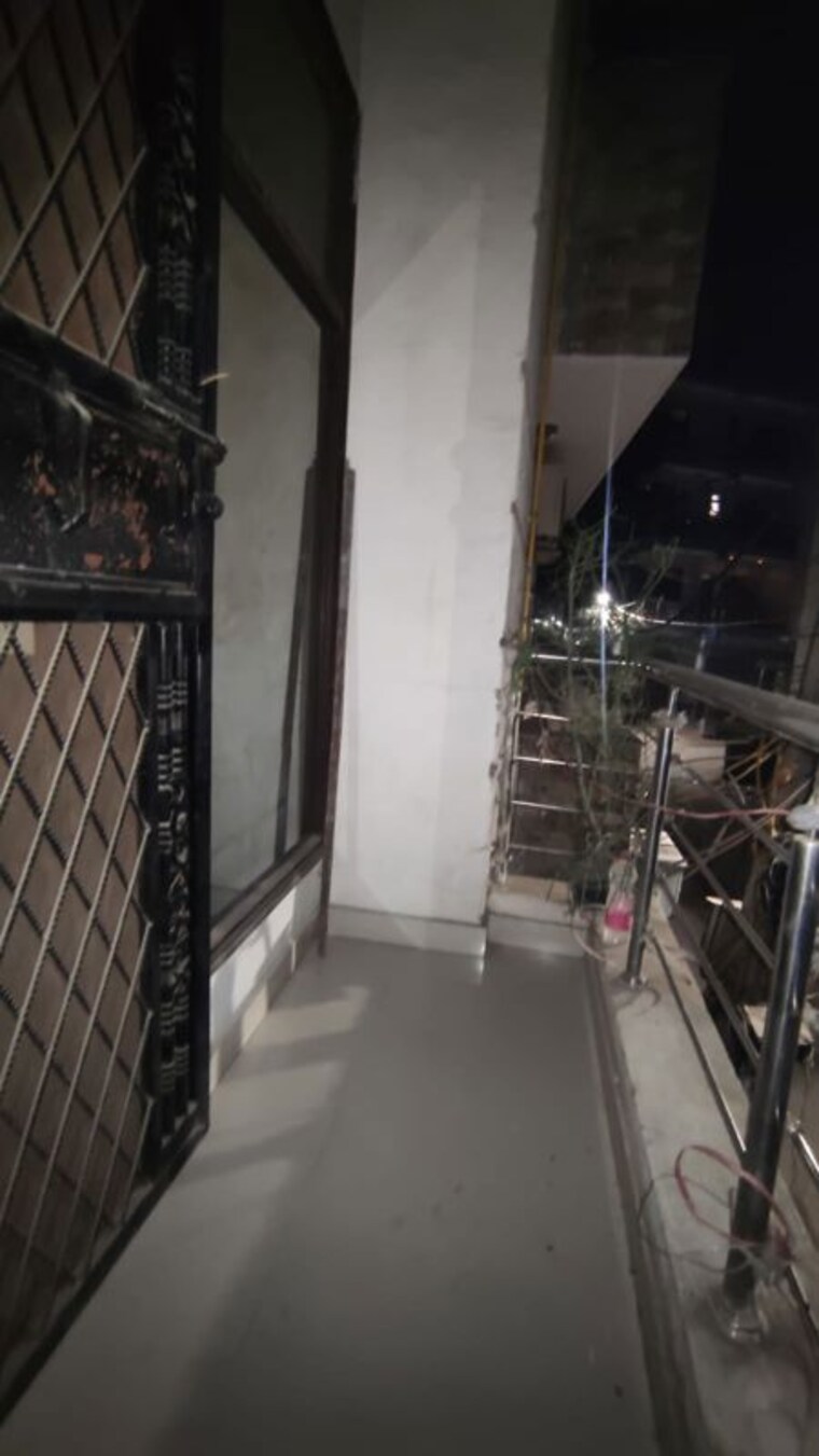Balcony, saket 2 Bedroom 850 Sq.Ft. Builder Floor In Saket Delhi 10011351