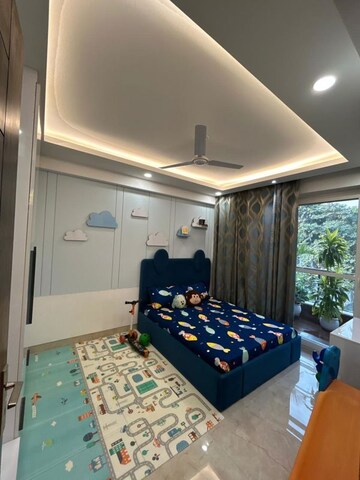 Bedroom in 4 BHK Builder Floor at Sector 54 – for Sale