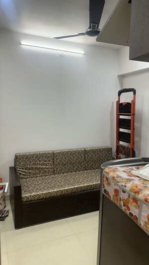 Bedroom in 2 BHK Apartment at Hubtown Harmony, Matunga – for Rent