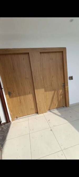 Furnished Amenities in 6 BHK Villa at Raj Nagar Extension – for Sale