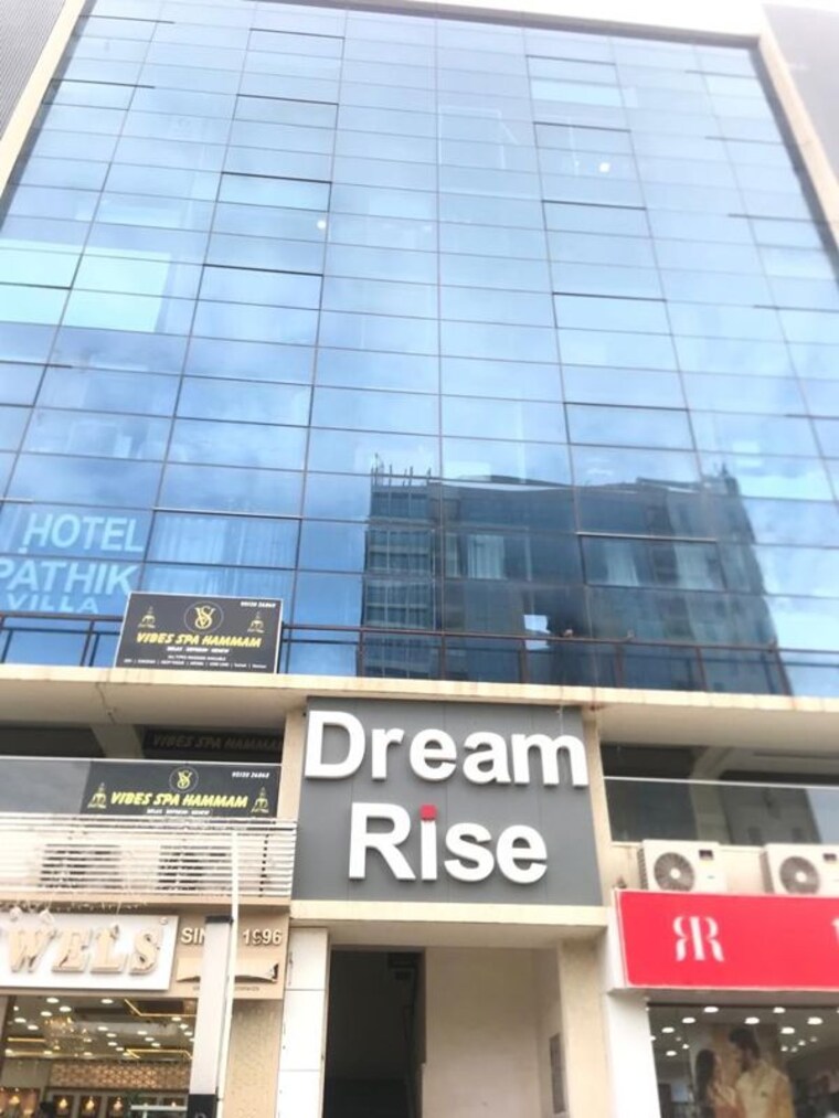 Exterior View, science city Commercial Office Space 730 Sq.Ft. In Science City Ahmedabad 10011370