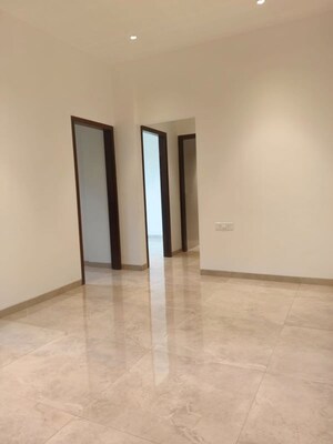 Room in 1 BHK Apartment at Runwal Avenue, Kanjurmarg East – for Sale