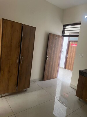 Room in 1 BHK Apartment at Vip Road – for Rent