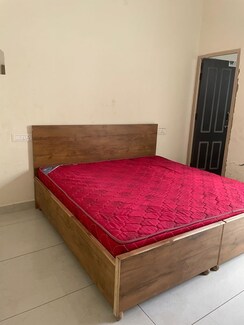 1 BHK + Pooja Room Apartment For Rent in VIP Road