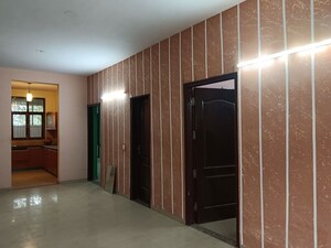 Room in 3 BHK Apartment at Sector 14 – for Sale