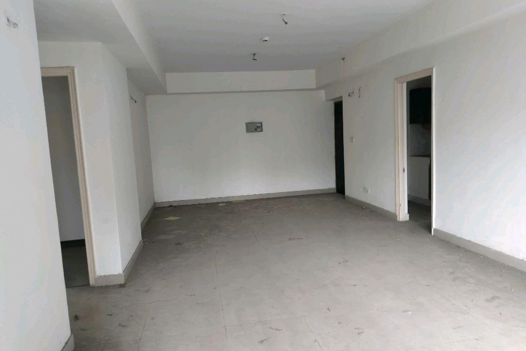 2 BHK + Study Room,Extra Room Apartment For Sale in Paras Tierea