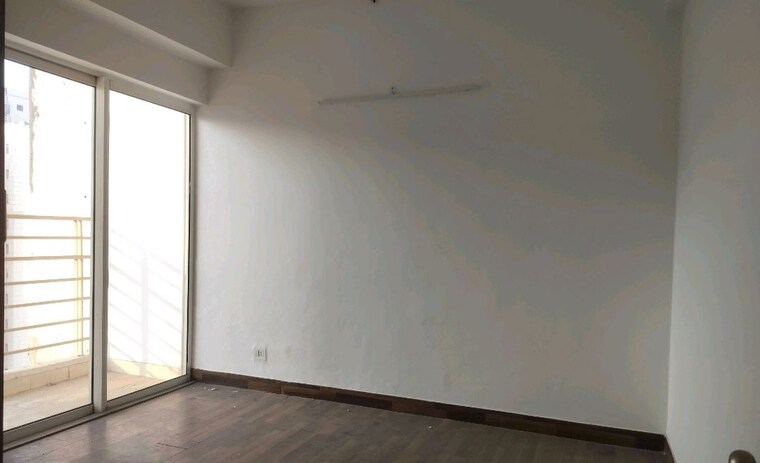 Room, paras-tierea 2 Bedroom 925 Sq.Ft. Apartment In Sector 137 Noida 10011406