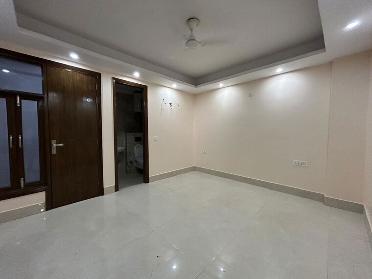 Room, saket 4 Bedroom 2000 Sq.Ft. Builder Floor In Saket Delhi 10011413