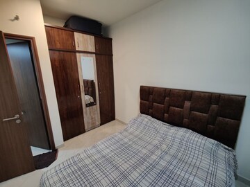 1 BHK Apartment For Rent in Sunteck West World, Tivri