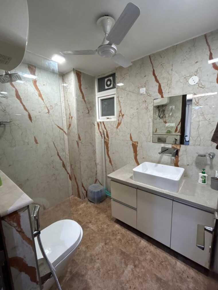 Master Bedroom, dlf phase ii 4 Bedroom 316 Sq.Yd. Builder Floor In Dlf Phase ii Gurgaon 10011434