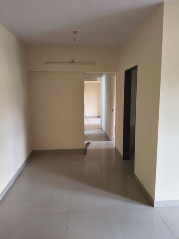 Room in 1 BHK Apartment at Raymond Aashiyana, Vartak Nagar – for Rent