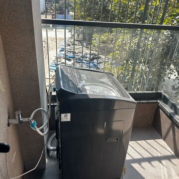 Kitchen in 1 BHK Builder Floor at Sector 52 – for Rent