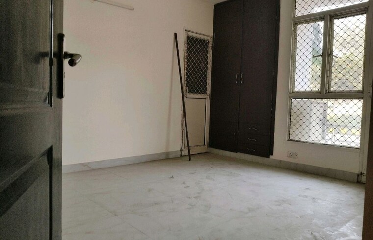 Room, supertech-emerald-court 3 Bedroom 1750 Sq.Ft. Apartment In Sector 93a Noida 10011451