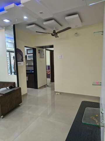 Room in 2 BHK Apartment at Dosti Vihar, Samata Nagar – for Rent