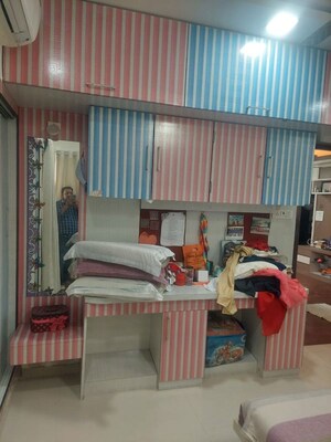 Bedroom in 2 BHK Apartment at Dosti Vihar, Samata Nagar – for Rent