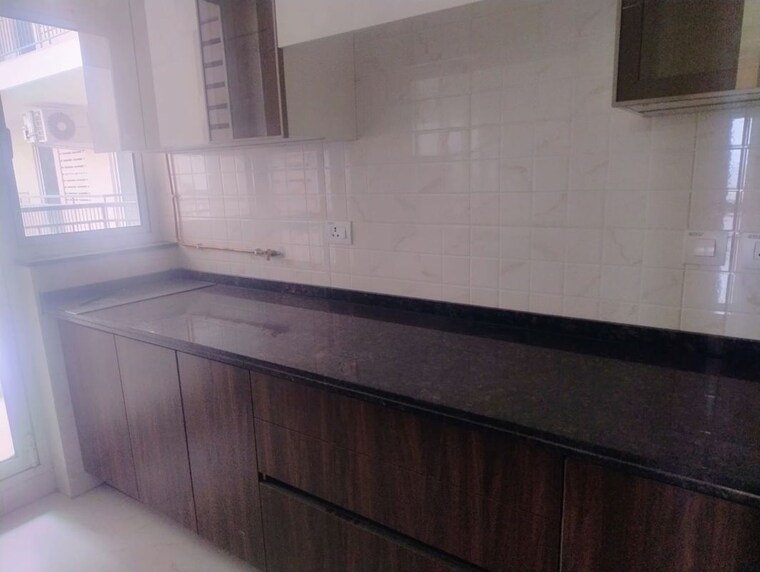 Kitchen, bestech-park-view-altura 3.5 Bedroom 2150 Sq.Ft. Apartment In Sector 79 Gurgaon 10011475