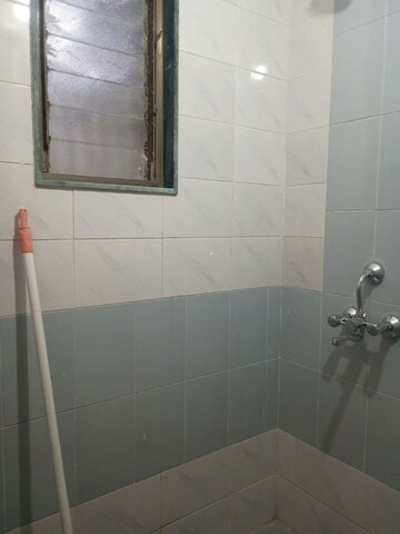 Bathroom in 1 BHK Apartment at Sector 14 Dwarka – for Rent