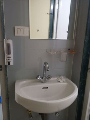 Bathroom in 1 BHK Apartment at Sector 14 Dwarka – for Rent