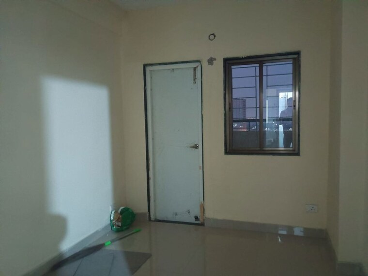 Room, sector 14 dwarka 1 Bedroom 550 Sq.Ft. Apartment In Sector 14 Dwarka Delhi 10011498