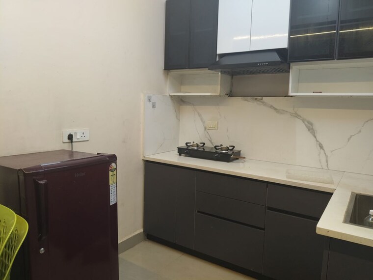 Kitchen, suncity-avenue-76 2 Bedroom 582 Sq.Ft. Apartment In Sector 76 Gurgaon 10011526