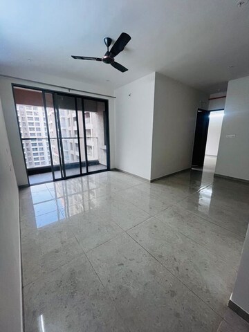 Room in 2 BHK Apartment at Vilas Javdekar Yashwin Enchante, Kharadi – for Rent