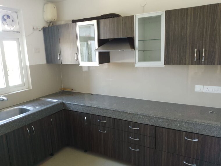Kitchen, emaar-mgf-emerald-hills 4 Bedroom 350 Sq.Yd. Apartment In Sector 65 Gurgaon 9994889