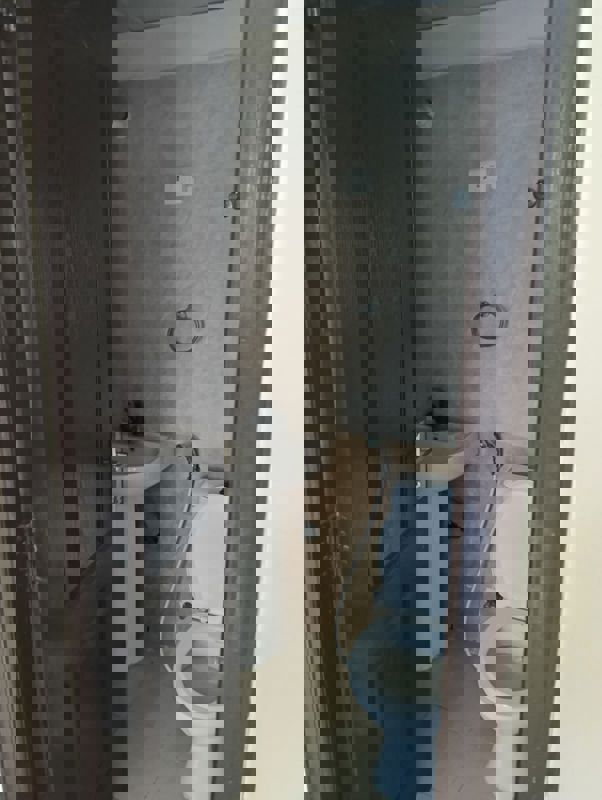 Bathroom in 2 BHK Builder Floor at RWA Apartments Sector 41, Sector 41 – for Rent