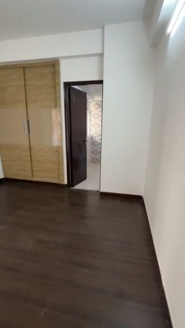 Room in 3 BHK Apartment at Fusion Homes, Tech Zone 4 Greater Noida – for Sale