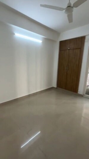 Room in 3 BHK Apartment at Fusion Homes, Tech Zone 4 Greater Noida – for Sale