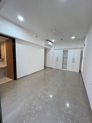 Bedroom in 4 BHK Apartment at Lodha Aura, Wadala – for Rent