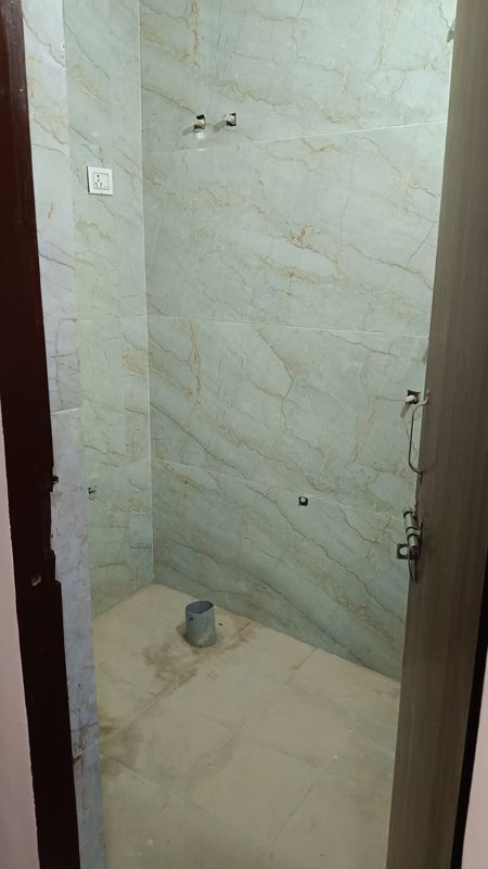 2 BHK Builder Floor For Sale in Shalimar Garden Extension II