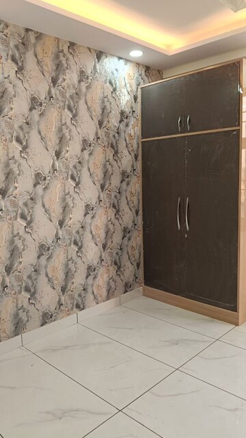 Room in 2 BHK Builder Floor at Bhopura – for Sale