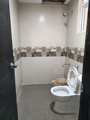Bathroom in 2 BHK Builder Floor at Signature Global Park, Sohna Sector 36 – for Rent