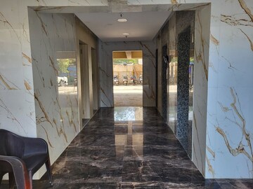 Lift in 2 BHK Apartment at Kakad Paradise Phase 2, Mira Road East – for Rent