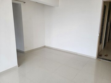 Room in 2 BHK Apartment at Kakad Paradise Phase 2, Mira Road East – for Rent