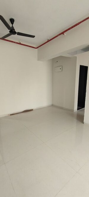 Room in 1 BHK Apartment at Re Form Delta House, Goregaon East – for Rent