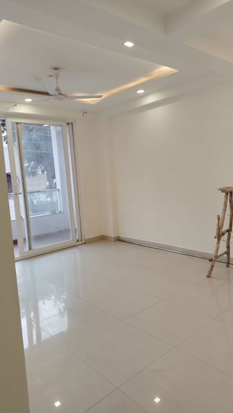 Room, sector 22 3 Bedroom 2200 Sq.Ft. Builder Floor In Sector 22 Gurgaon 10011641